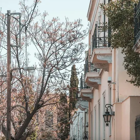 Cozy 3 Bedroom Retreat Next To Kolonaki - Greecing Apartment *
