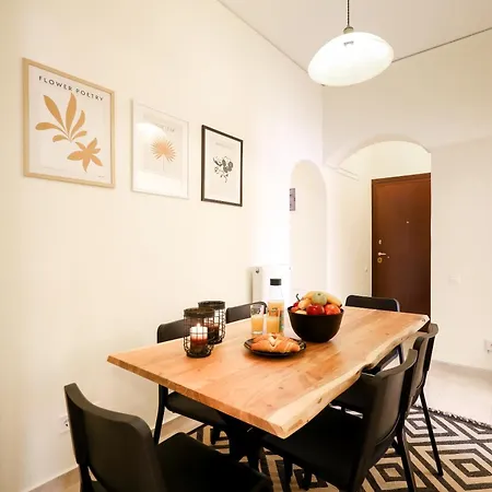 Cozy 3 Bedroom Retreat Next To Kolonaki - Greecing * Athens