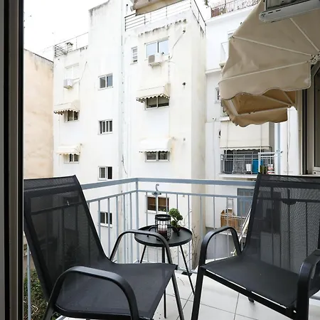 Cozy 3 Bedroom Retreat Next To Kolonaki - Greecing